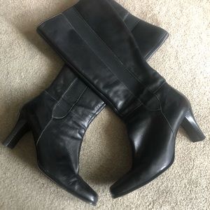 Anne Klein 3inch heeled black boots